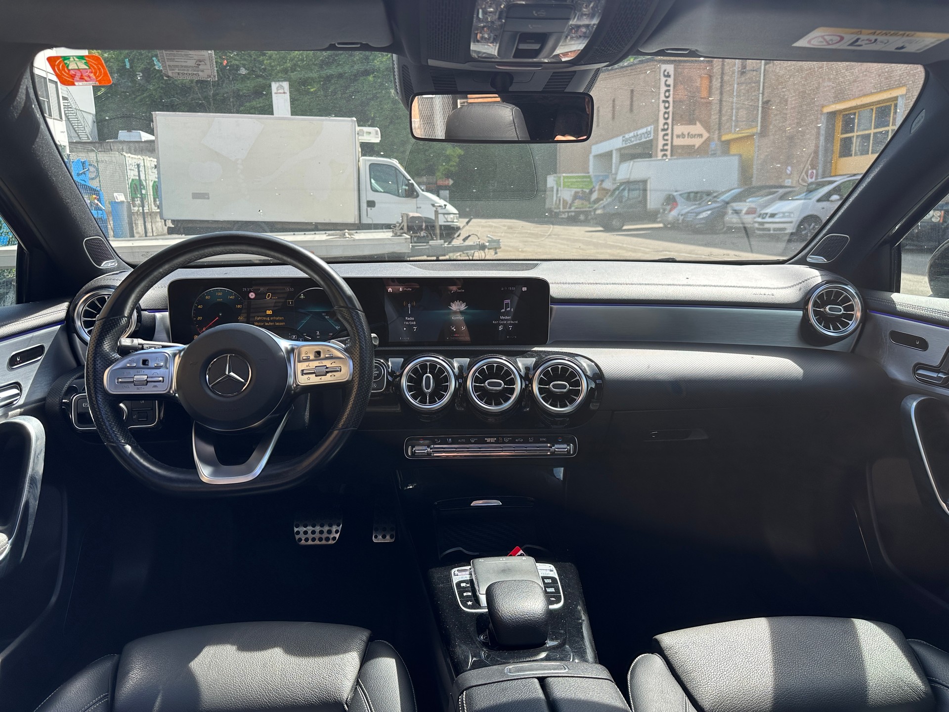 MERCEDES-BENZ A 250 4Matic AMG Line 4Matic 7G-DCT-image-12