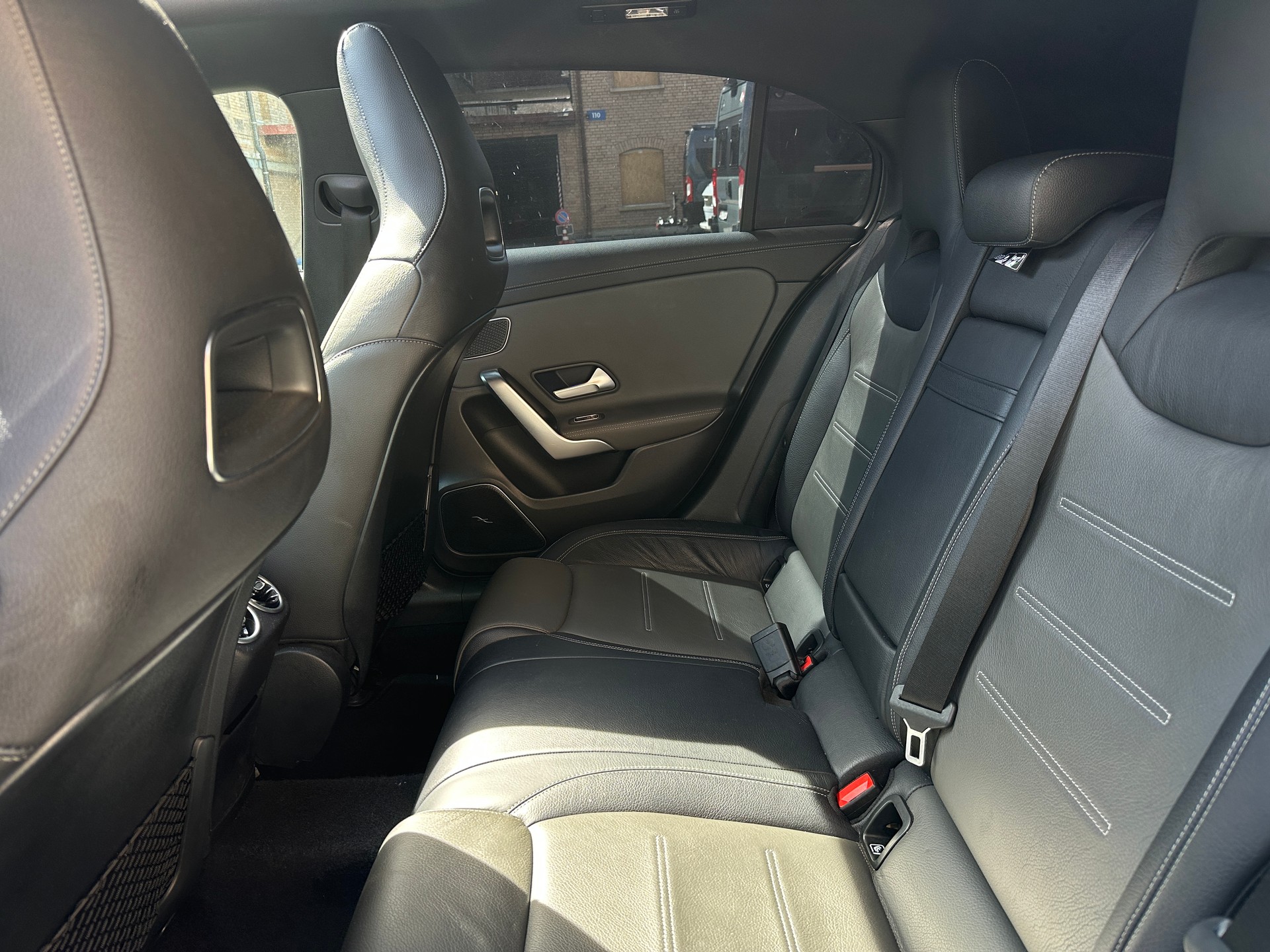 MERCEDES-BENZ A 250 4Matic AMG Line 4Matic 7G-DCT-image-10