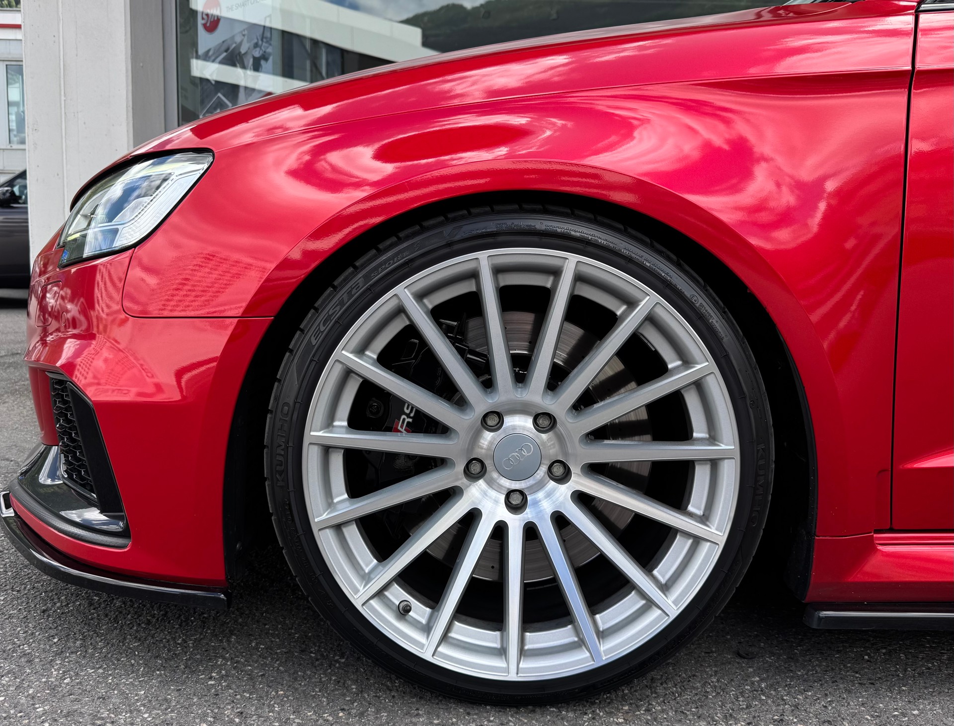 AUDI RS3 Sportback 2.5 TSI quattro S-tronic-image-6