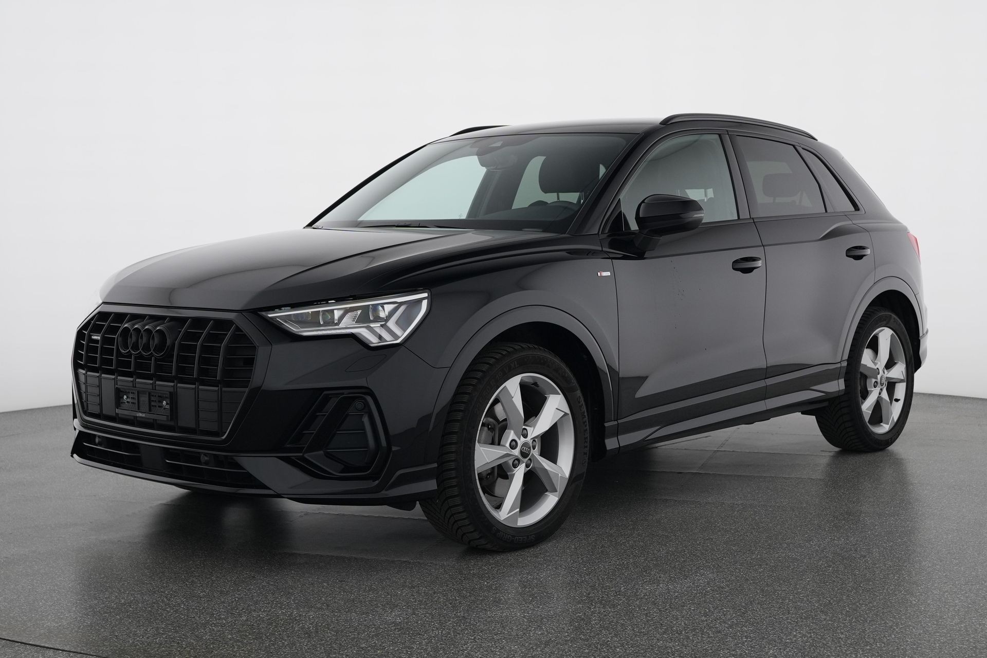 AUDI Q3 Sportback 40 TDI S line quattro S-tronic-image-0