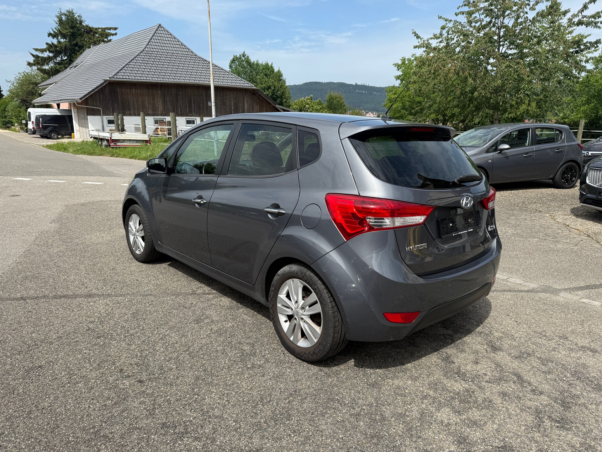 HYUNDAI iX20 1.6 Style Automatic-image-2