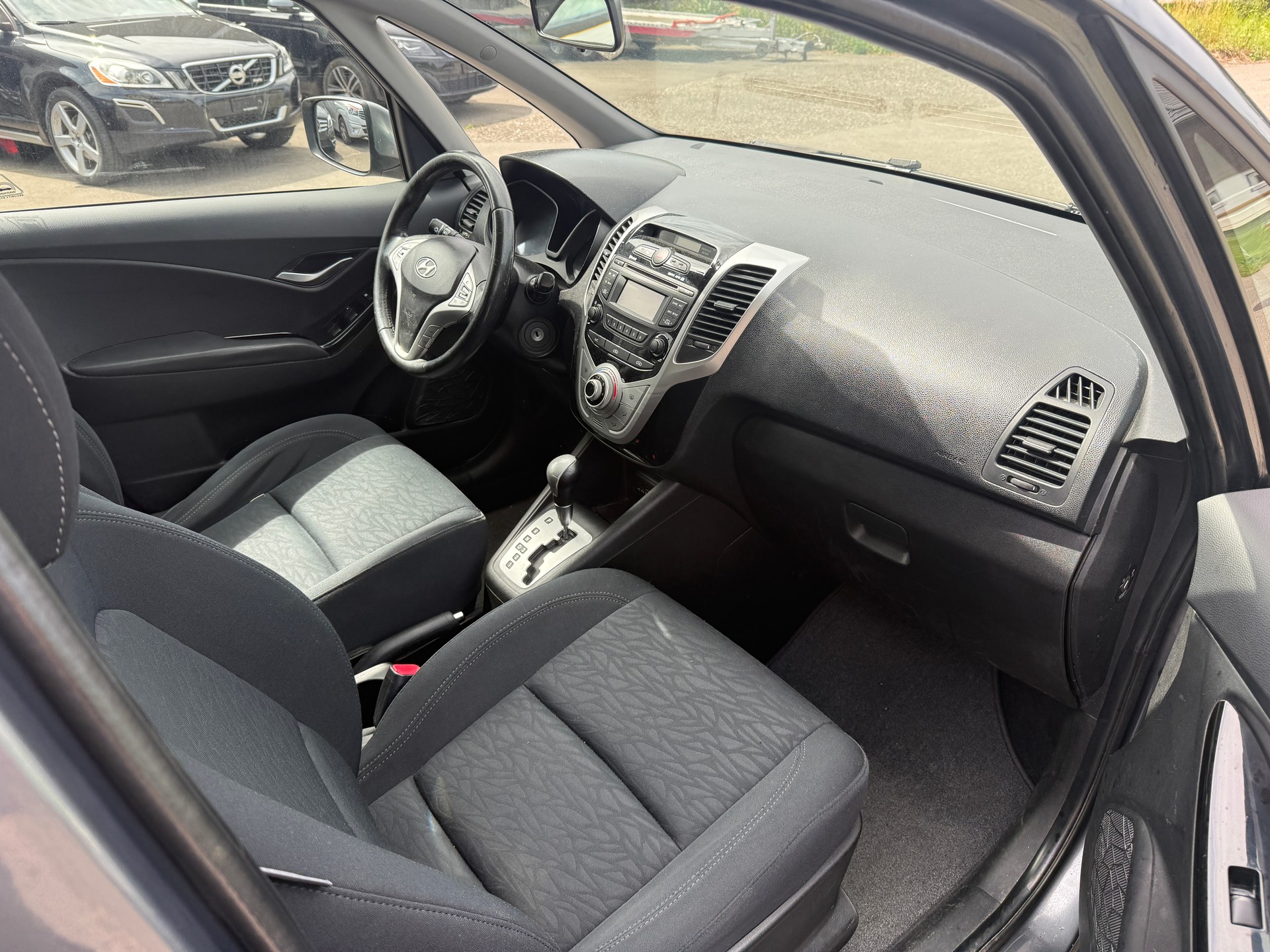 HYUNDAI iX20 1.6 Style Automatic-image-10