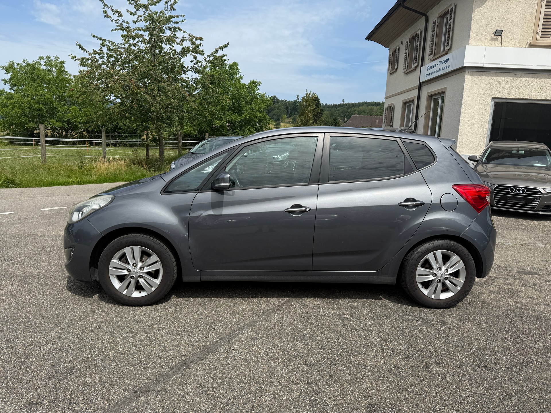 HYUNDAI iX20 1.6 Style Automatic-image-1