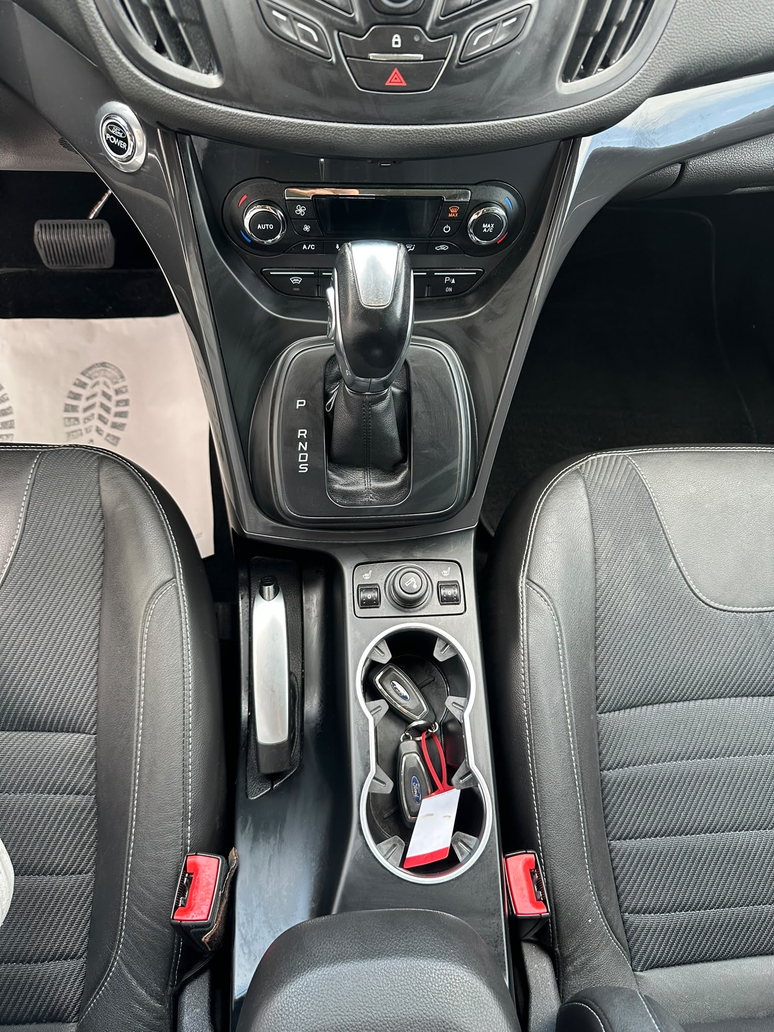 FORD Kuga 2.0 TDCi Titanium 4WD PowerShift-image-12
