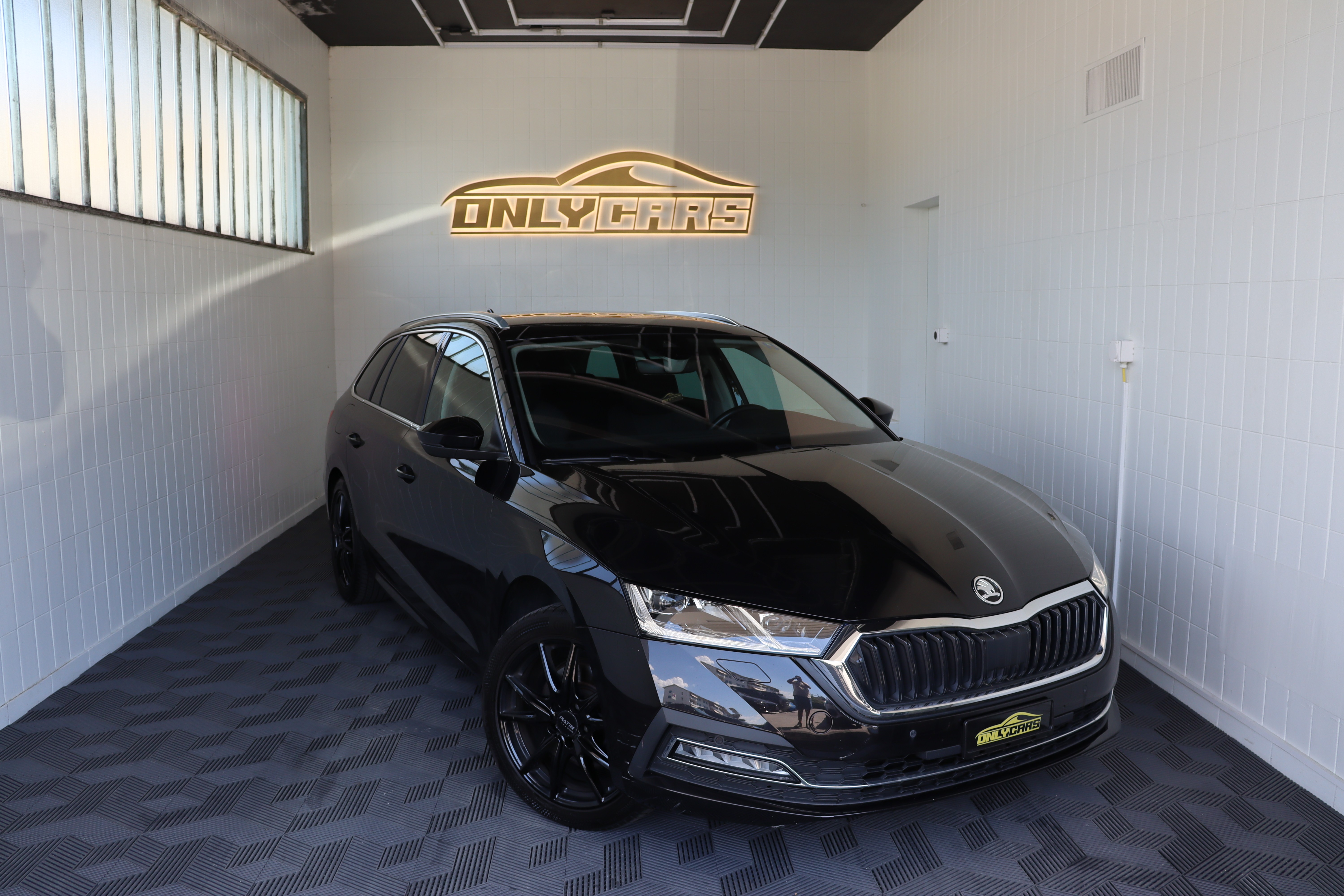 SKODA 2.0 TDI 150 Swiss Line 25 DSG — slika 9
