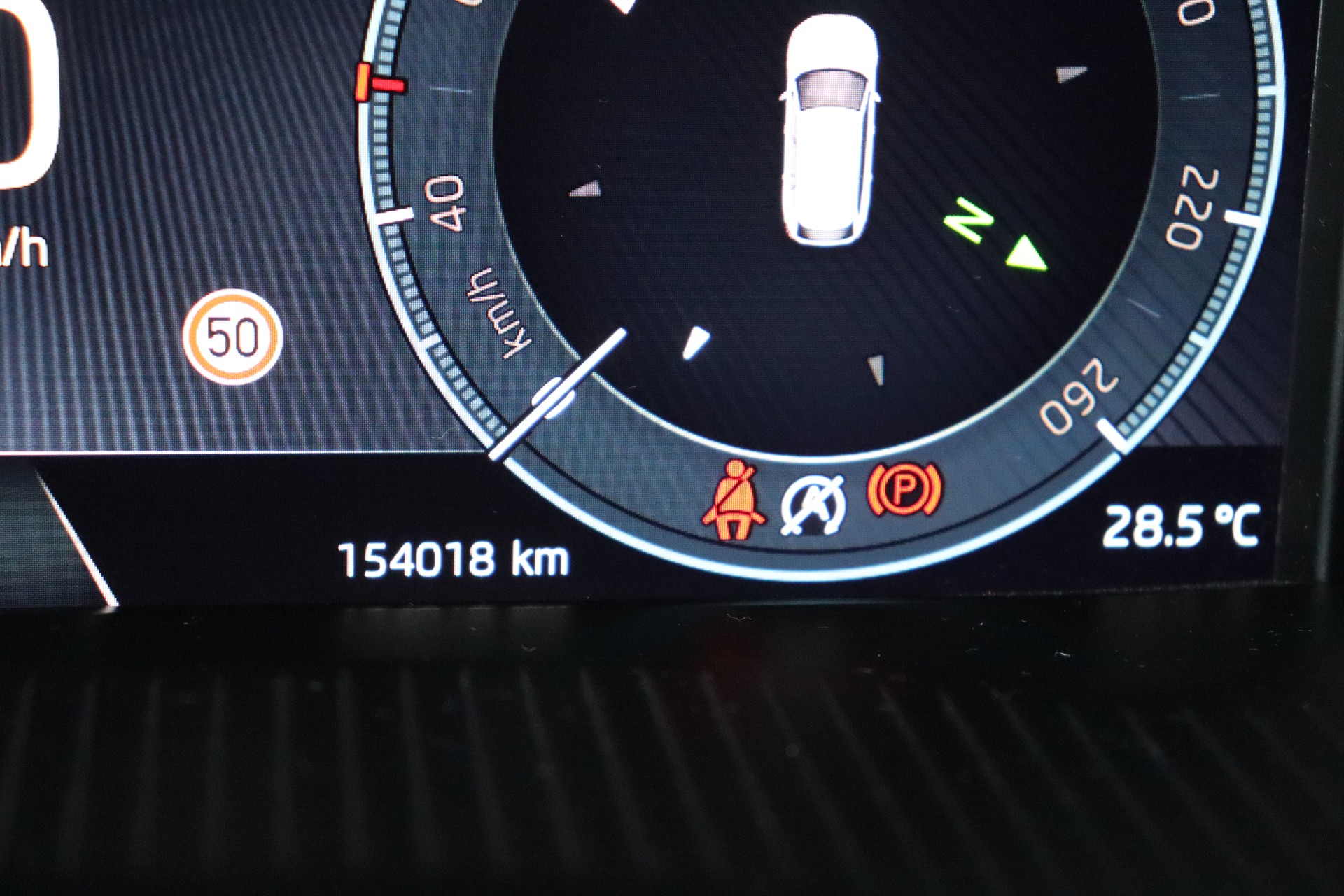 SKODA Octavia Combi 2.0 TDI DSG Style 4x4-image-23