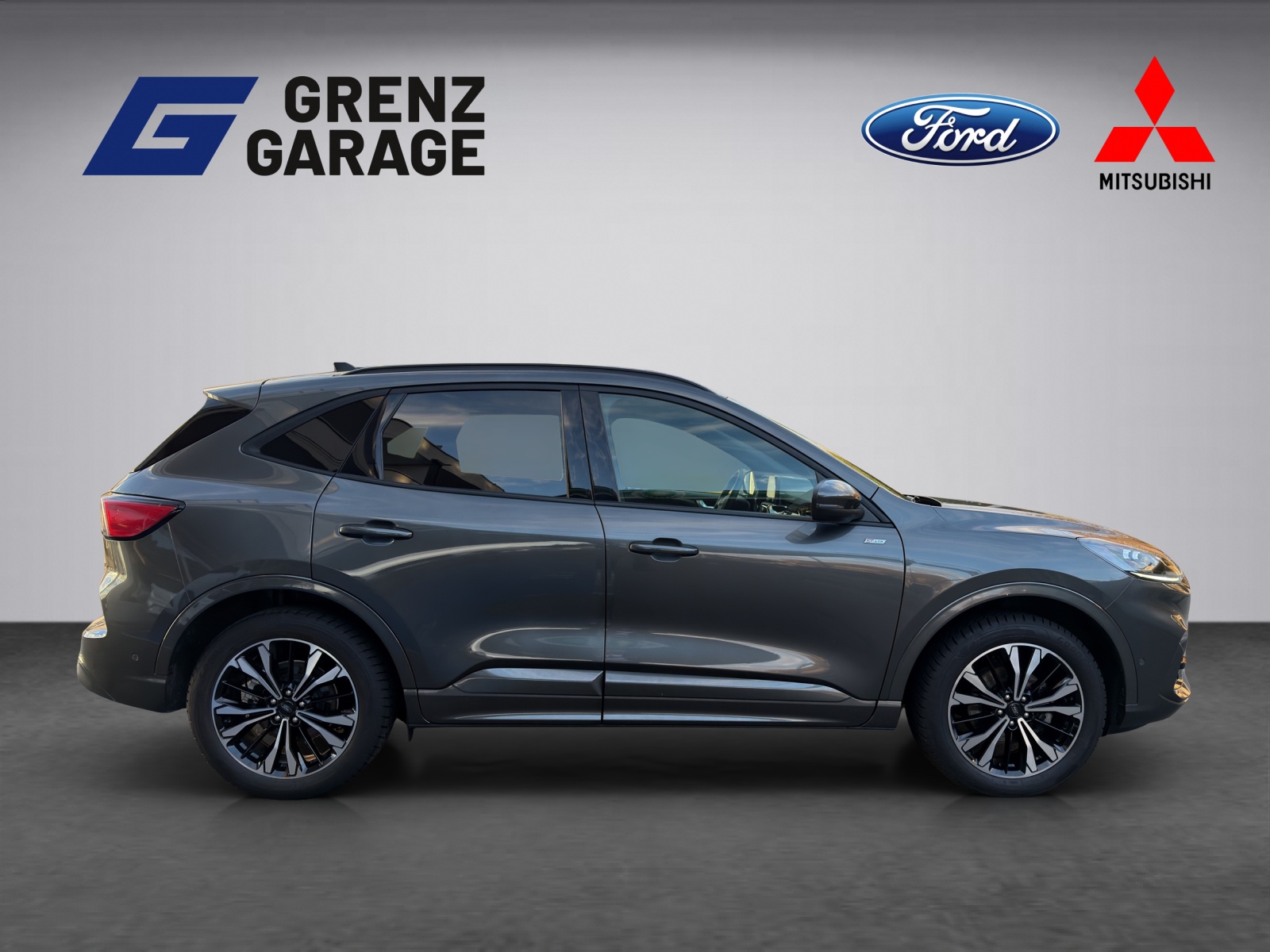 FORD Kuga 2.5 Hybrid ST-Line X 4x4-image-5