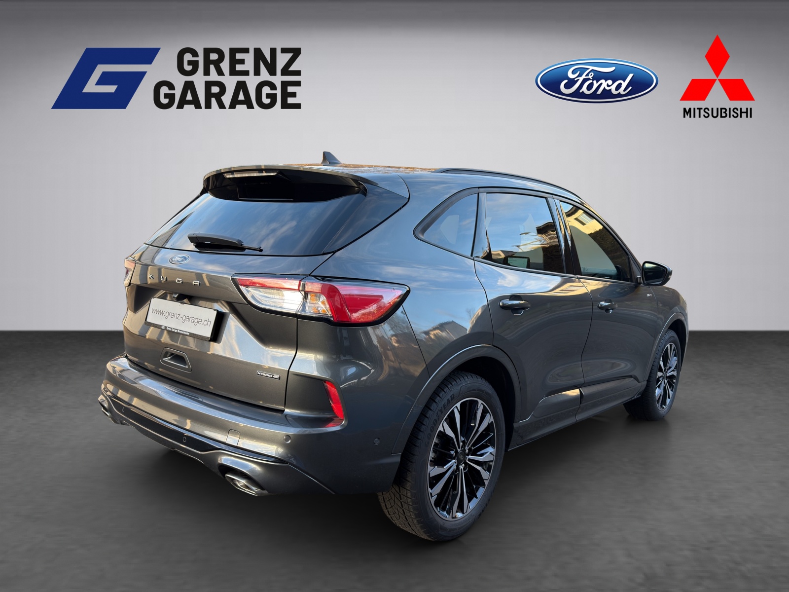 FORD Kuga 2.5 Hybrid ST-Line X 4x4-image-4