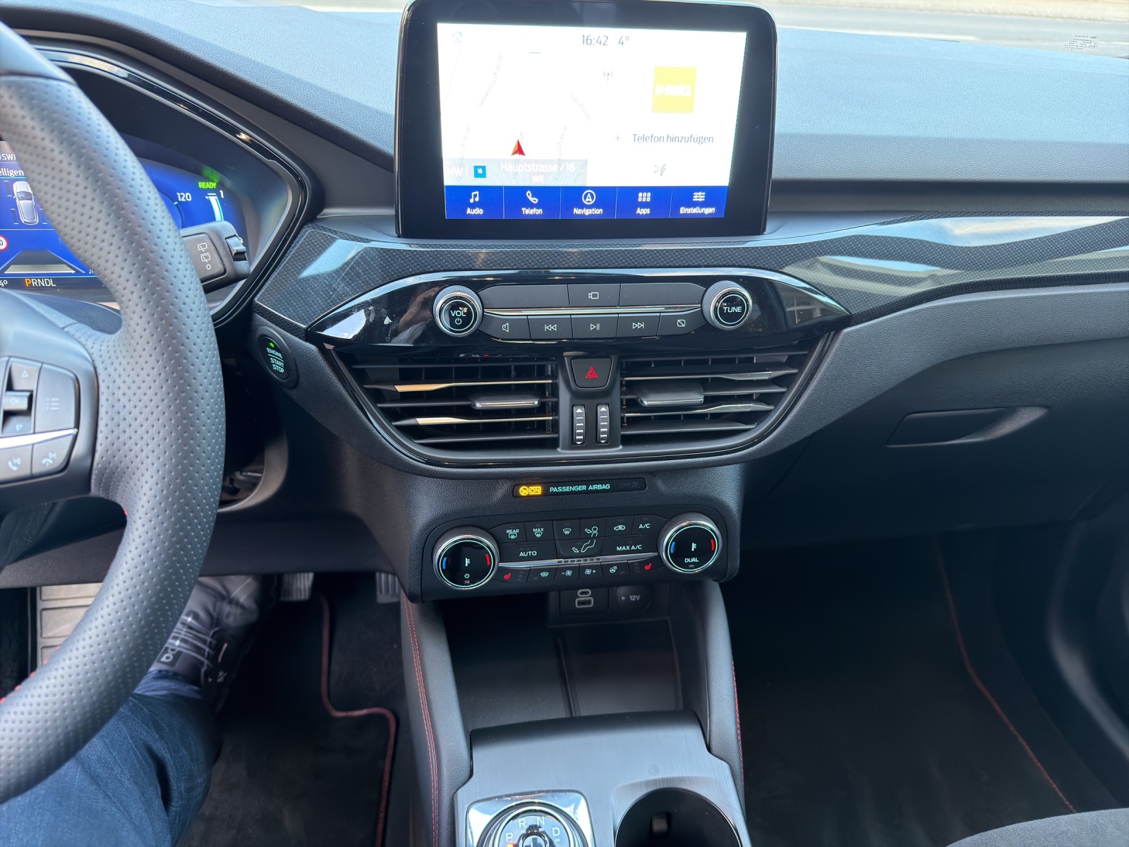 FORD Kuga 2.5 Hybrid ST-Line X 4x4-image-12