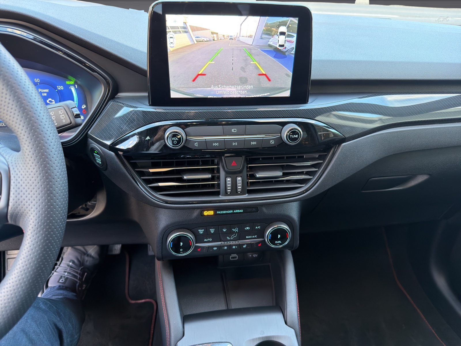 FORD Kuga 2.5 Hybrid ST-Line X 4x4-image-13