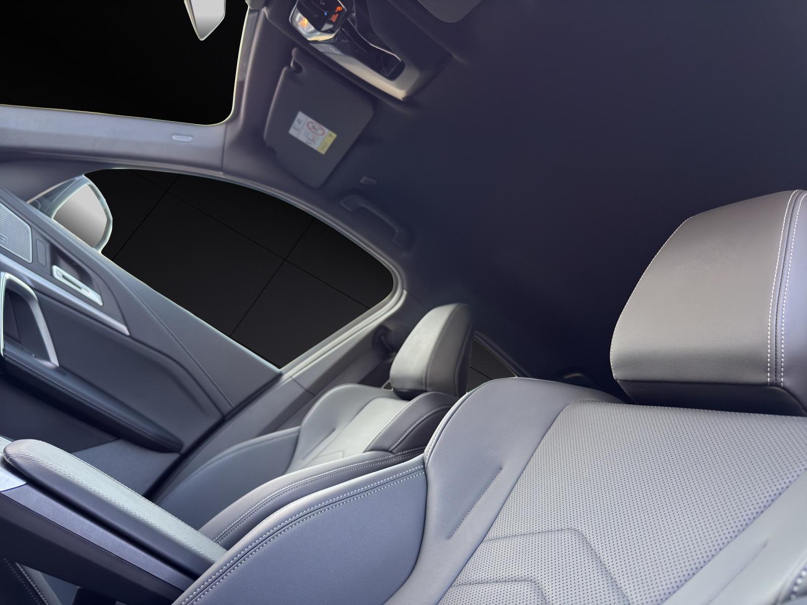 BMW X1 xDrive30e-image-13