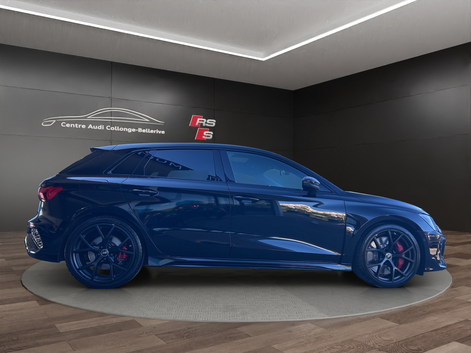 AUDI RS3 Sportback 2.5 TSI quattro S-tronic-image-6