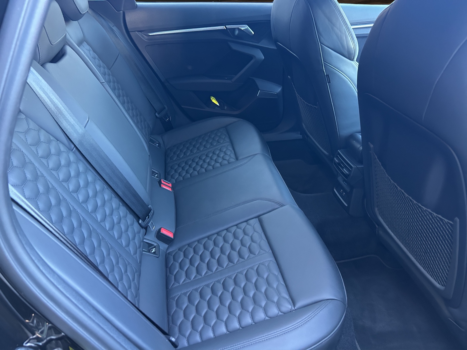 AUDI RS3 Sportback 2.5 TSI quattro S-tronic-image-16