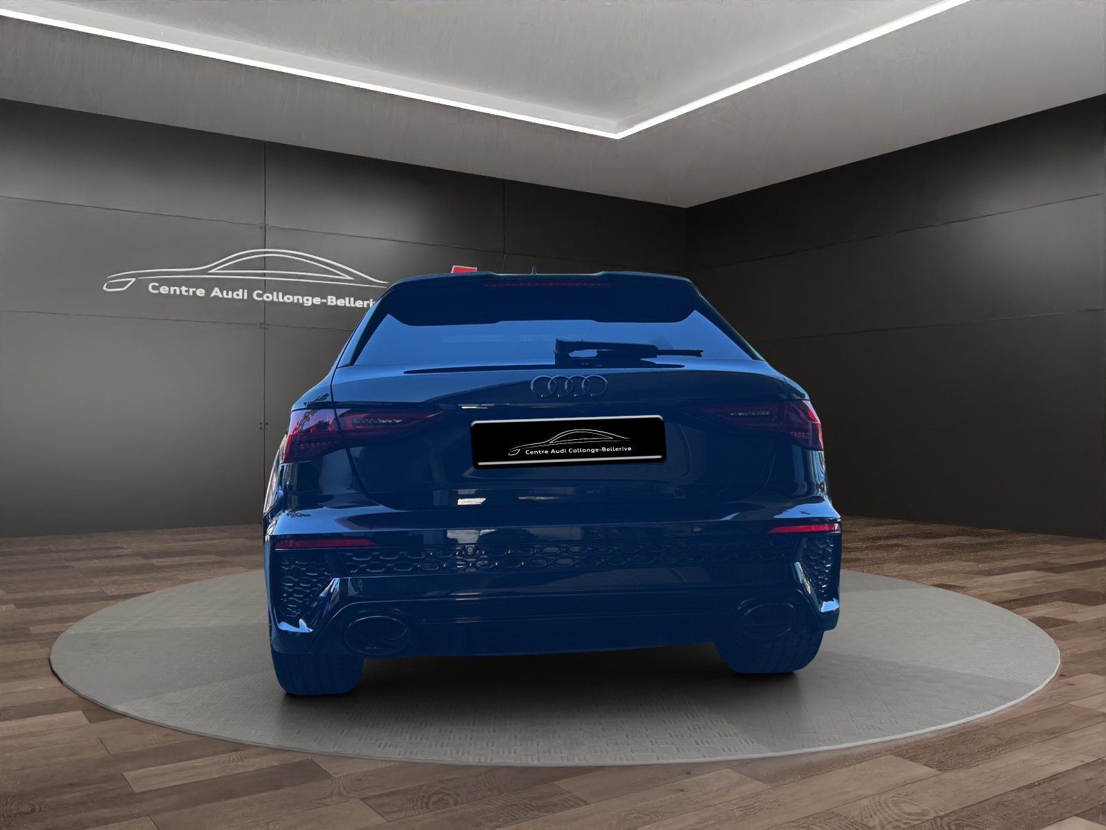 AUDI RS3 Sportback 2.5 TSI quattro S-tronic-image-4