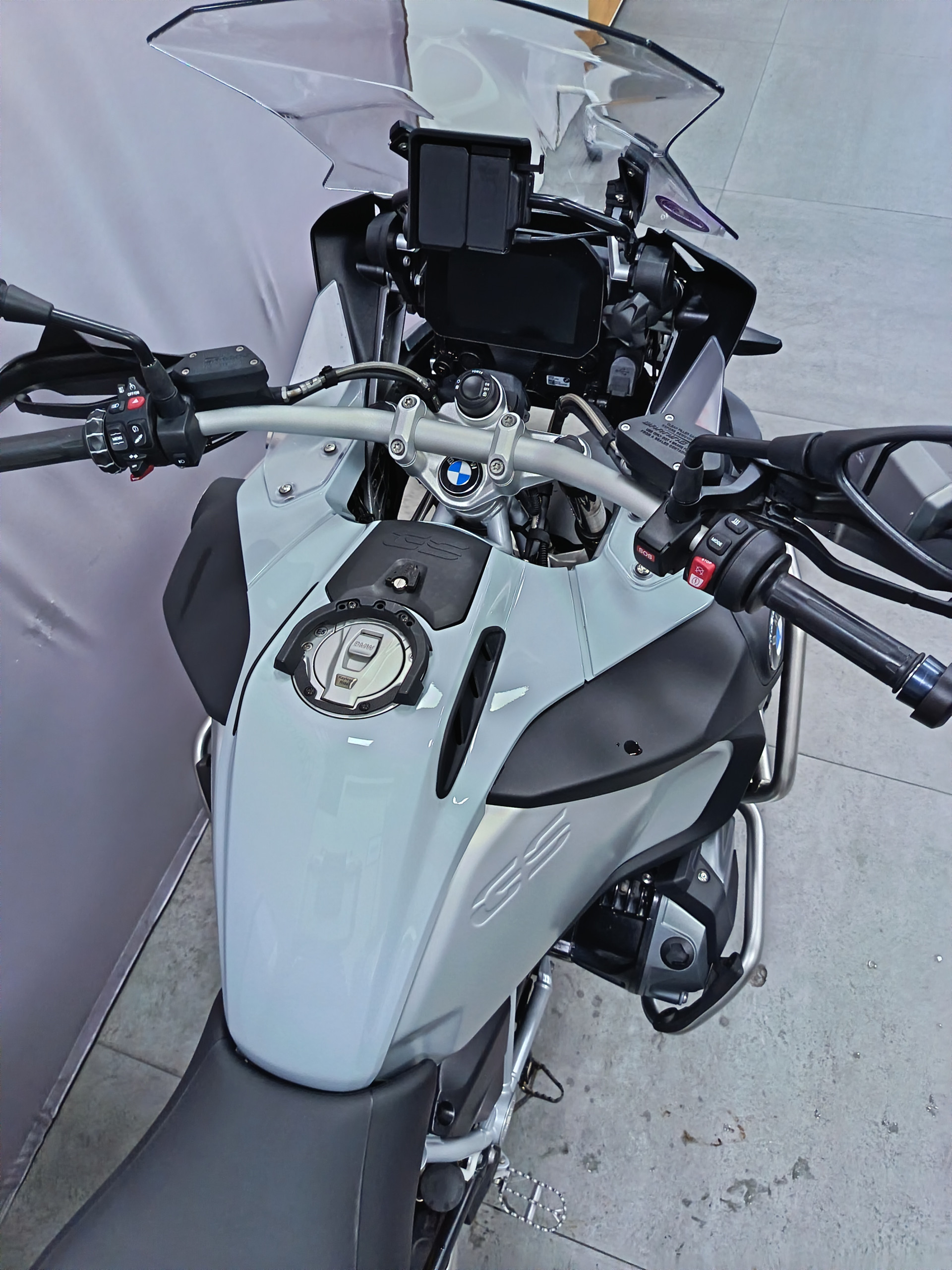 BMW R 1250 GS Adventure-image-4
