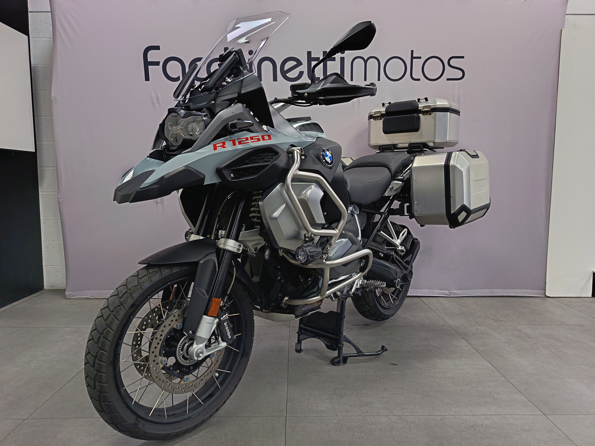 BMW R 1250 GS Adventure-showroom-element-2
