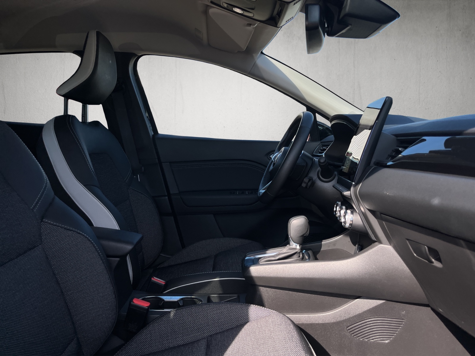 MITSUBISHI ASX 1.6 PHEV Intense-image-12