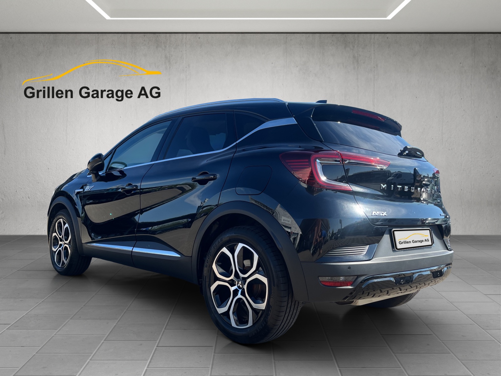 MITSUBISHI ASX 1.6 PHEV Intense-image-2