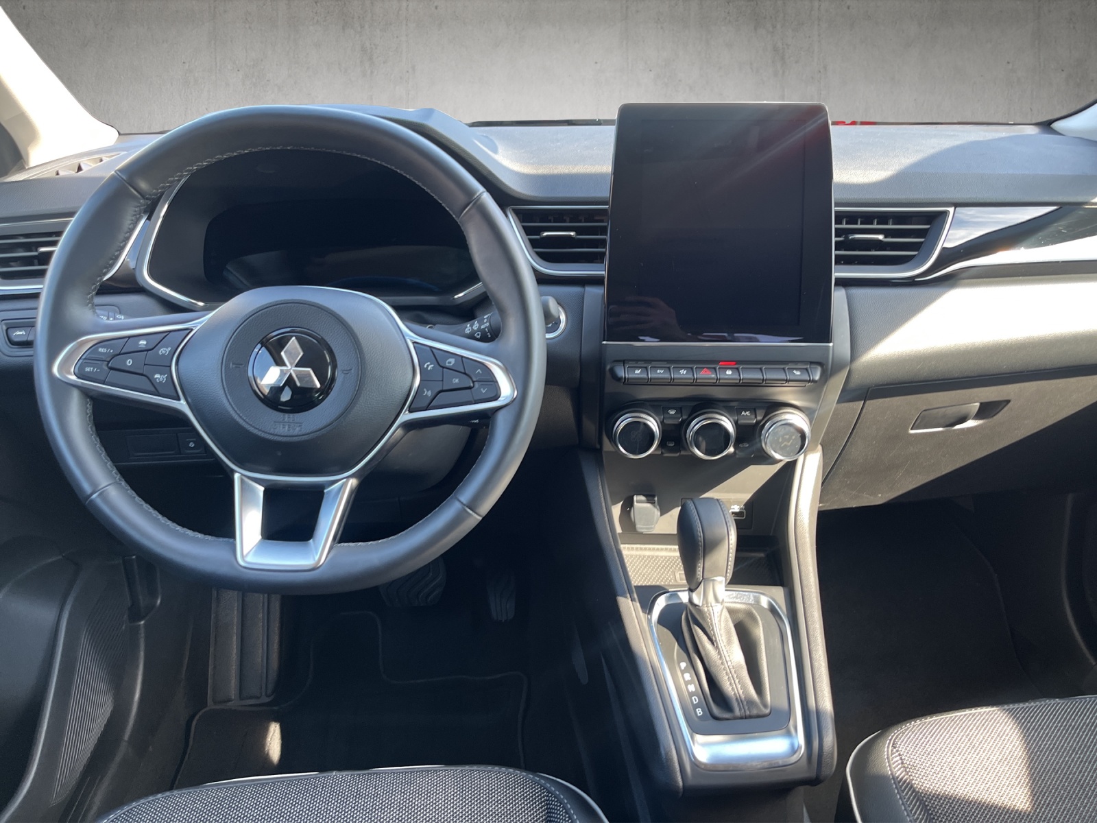 MITSUBISHI ASX 1.6 PHEV Intense-image-9