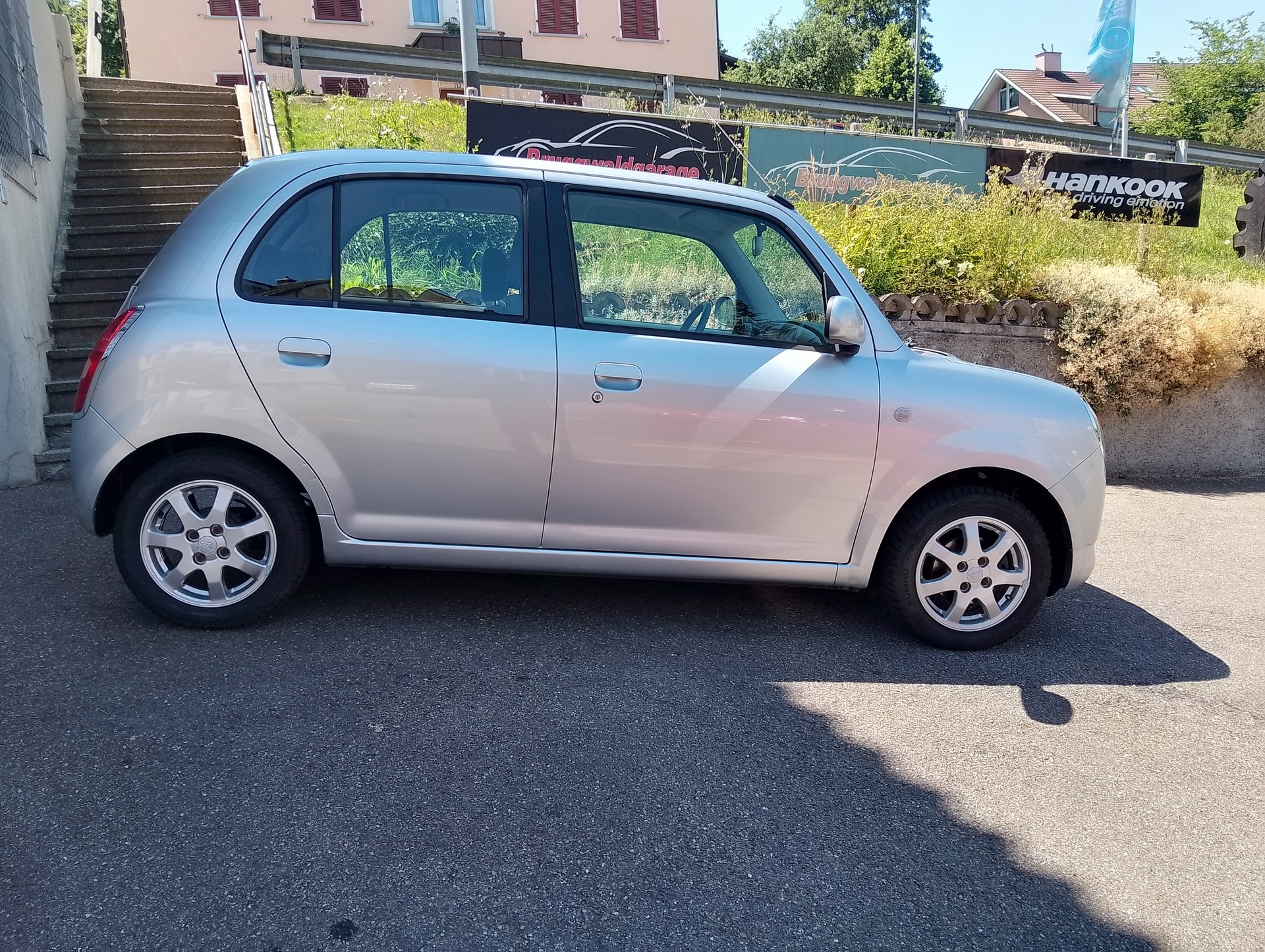 DAIHATSU Trevis 1.0-image-6