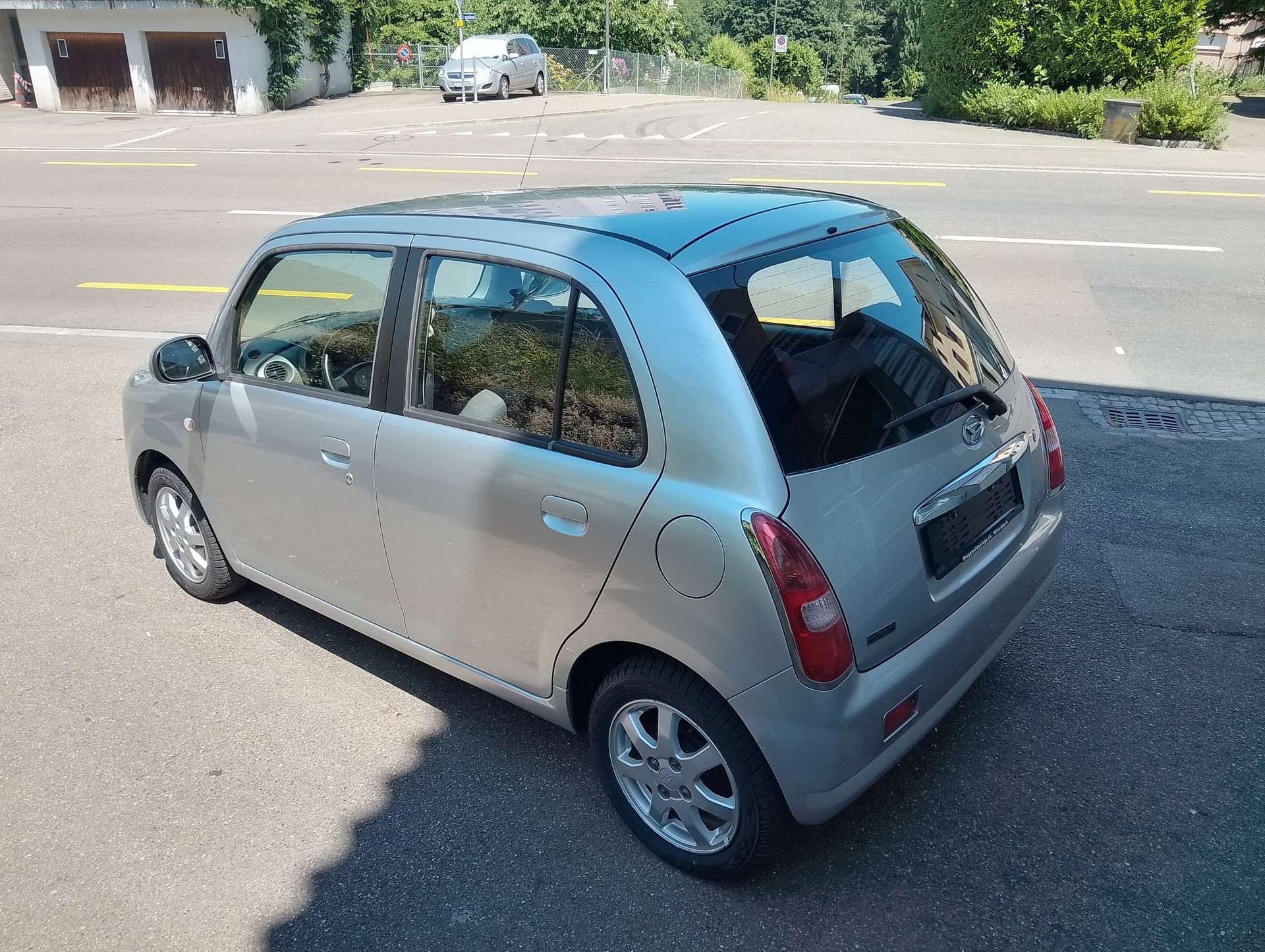 DAIHATSU Trevis 1.0-image-11