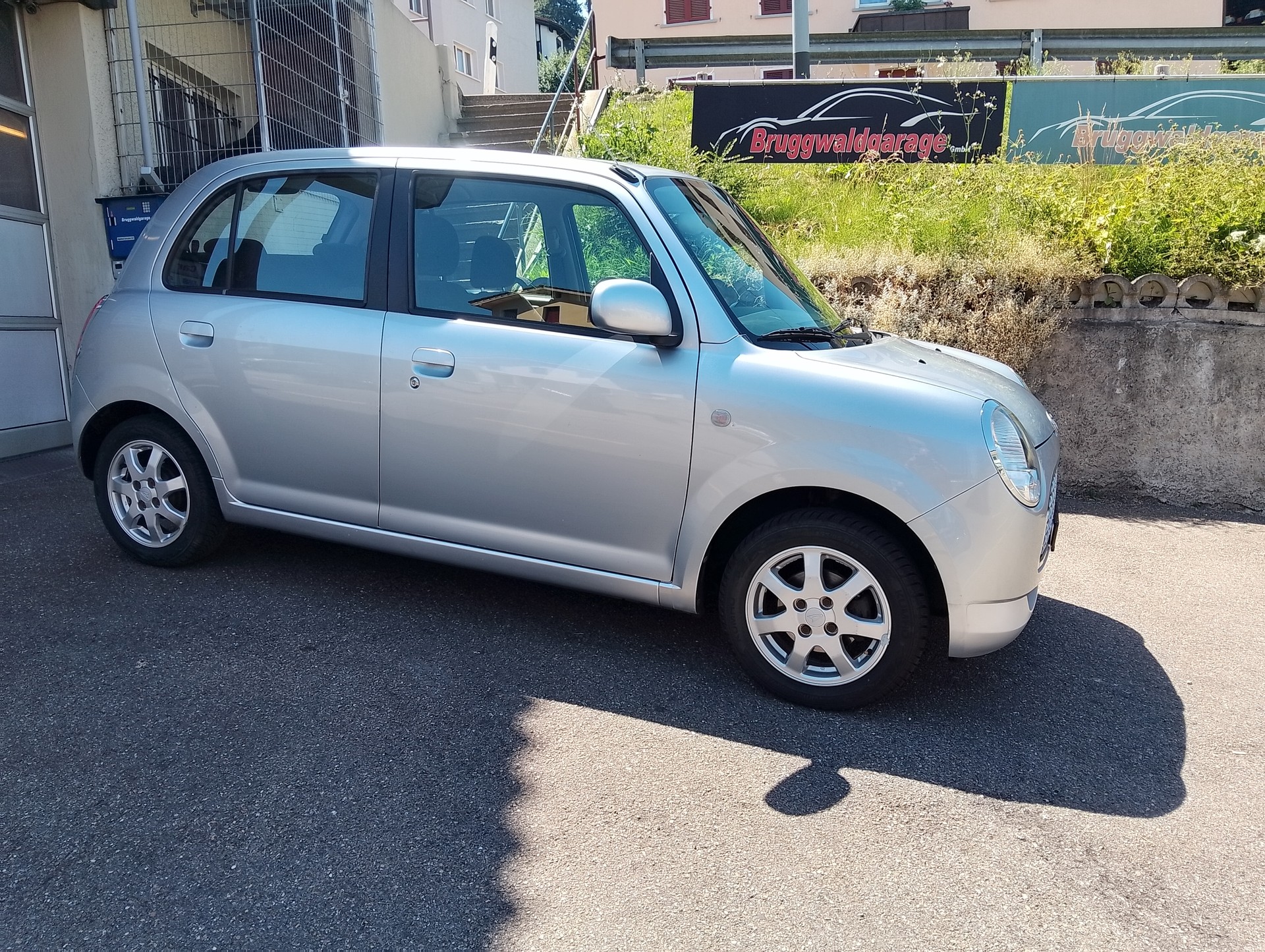 DAIHATSU Trevis 1.0-image-5