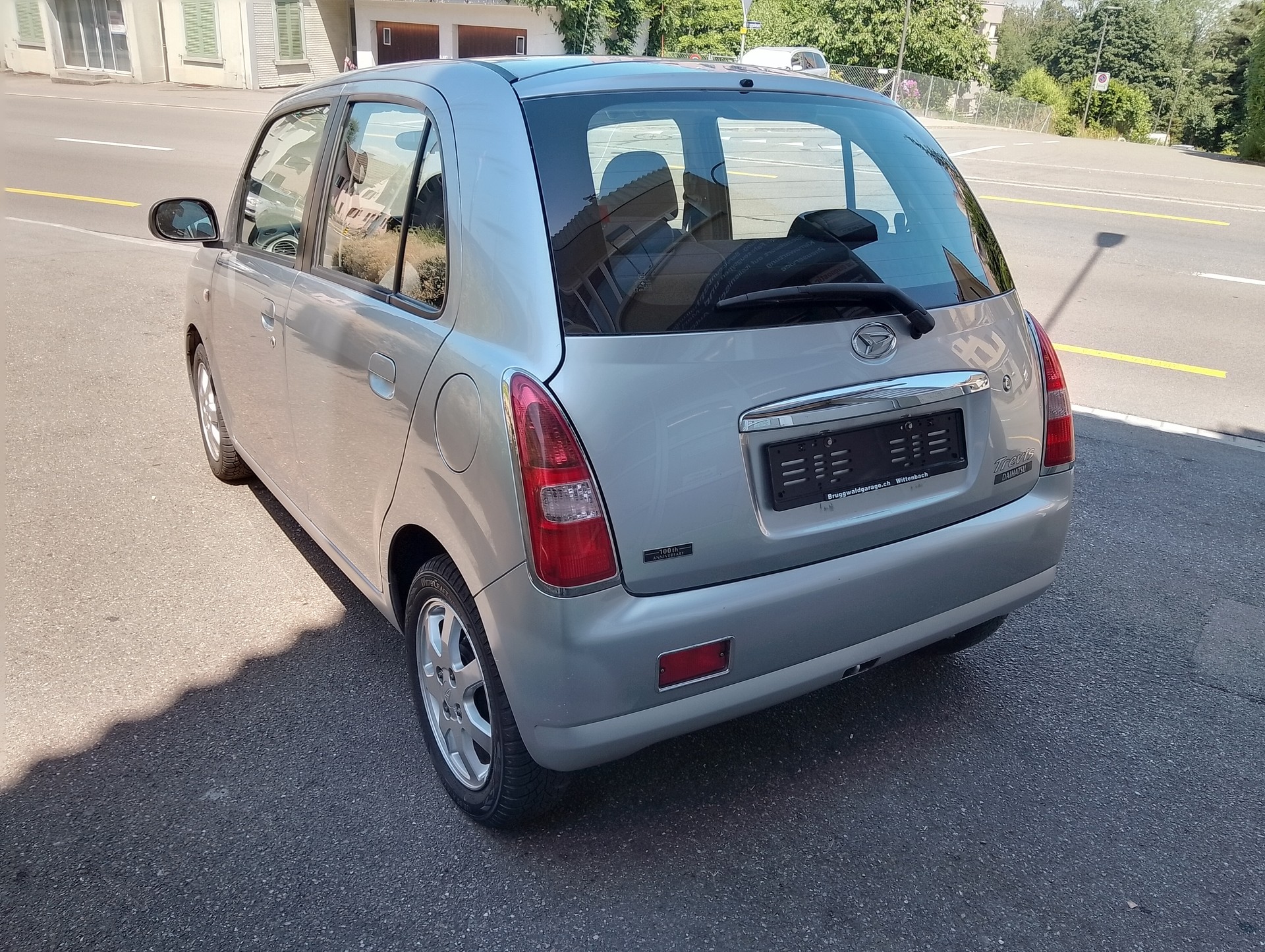 DAIHATSU Trevis 1.0-image-10