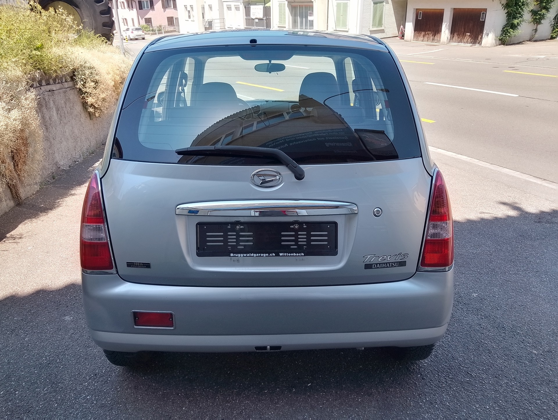 DAIHATSU Trevis 1.0-image-9