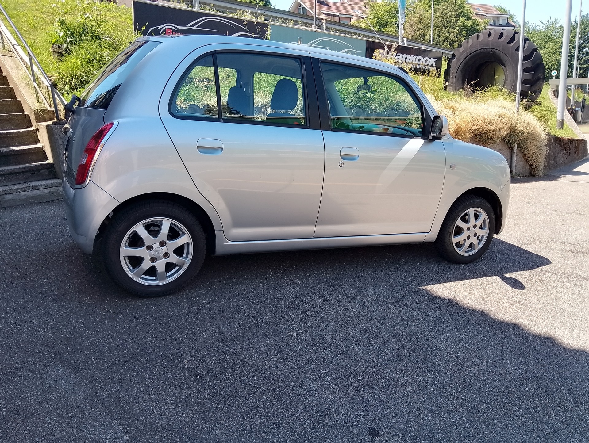 DAIHATSU Trevis 1.0-image-7