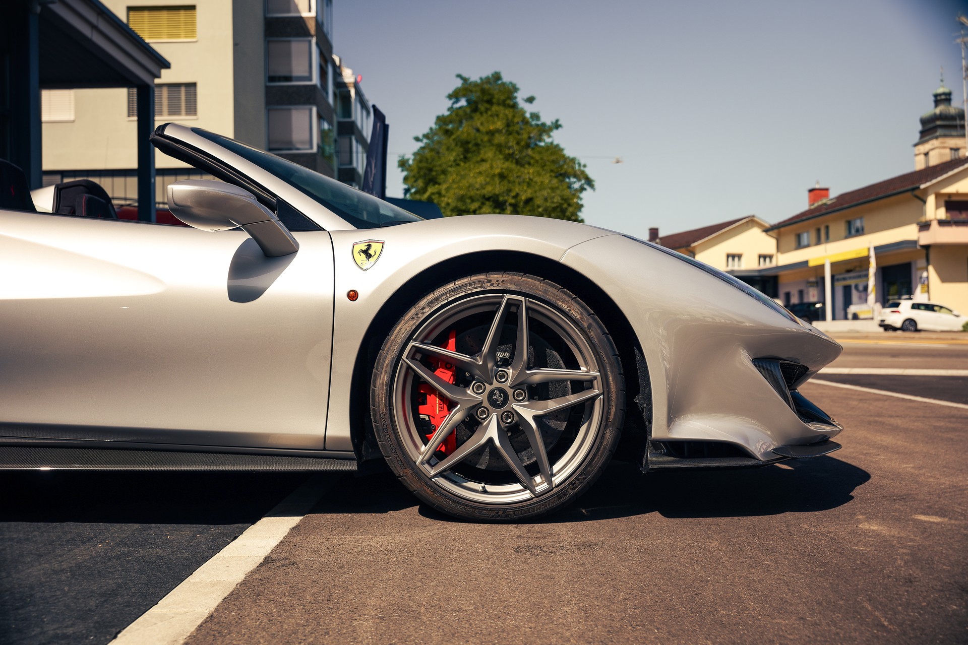 FERRARI 488 Pista Spider 3.9 V8-image-3