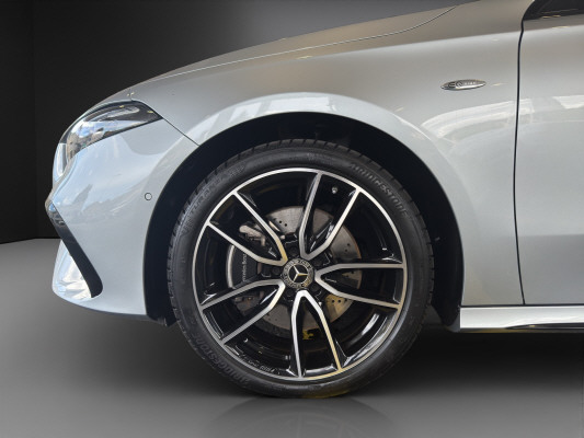 MERCEDES-BENZ A 250 e 8G-DCT-image-6