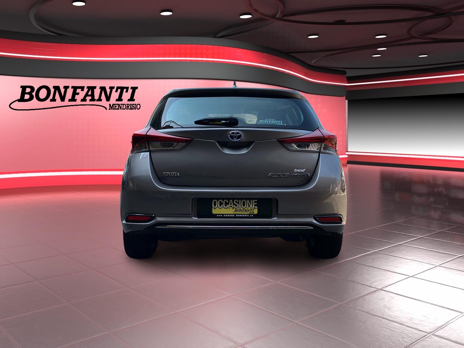 TOYOTA Auris 1.8 HSD Trend-image-8