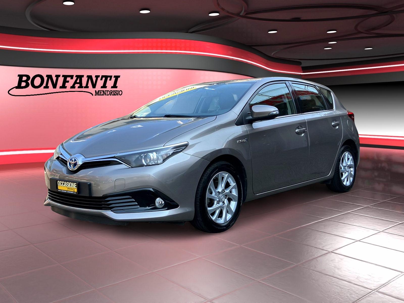 TOYOTA Auris 1.8 HSD Trend