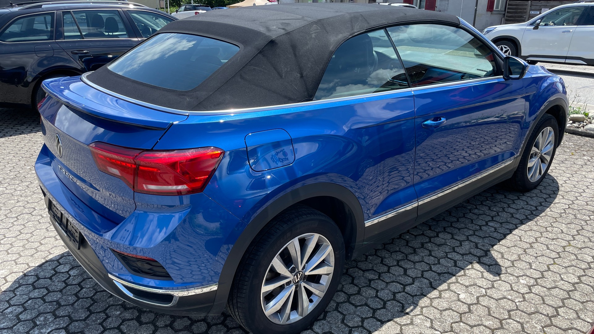 VW T-Roc Cabriolet 1.5 TSI EVO Advance DSG-image-2