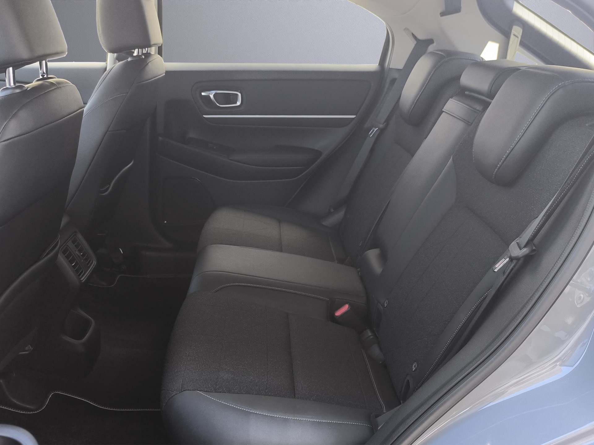 HONDA HR-V 1.5 i-MMD Advance-image-10