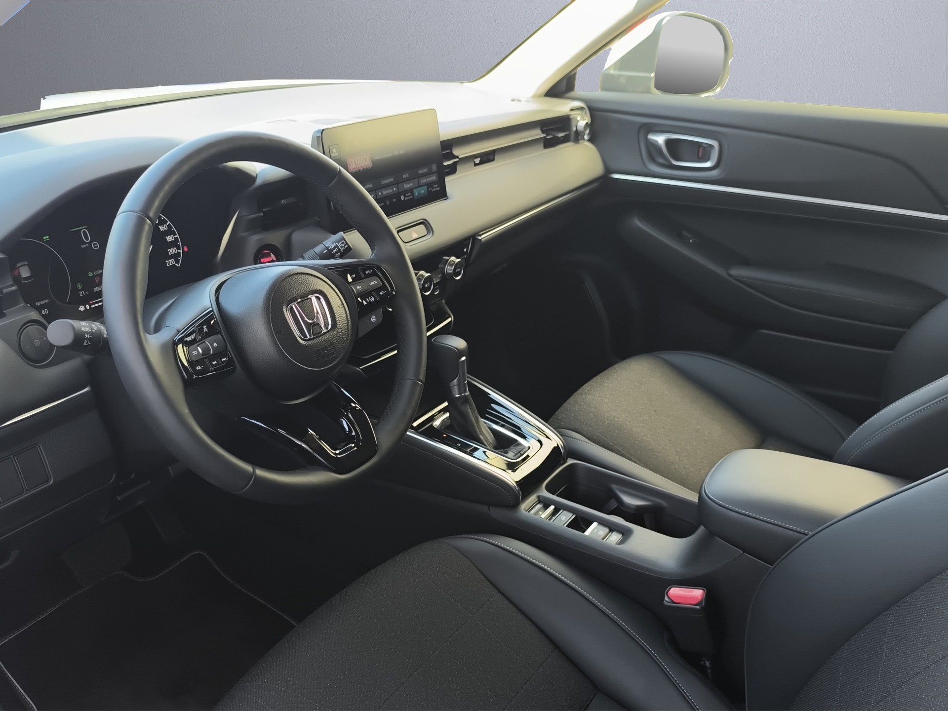 HONDA HR-V 1.5 i-MMD Advance-image-9