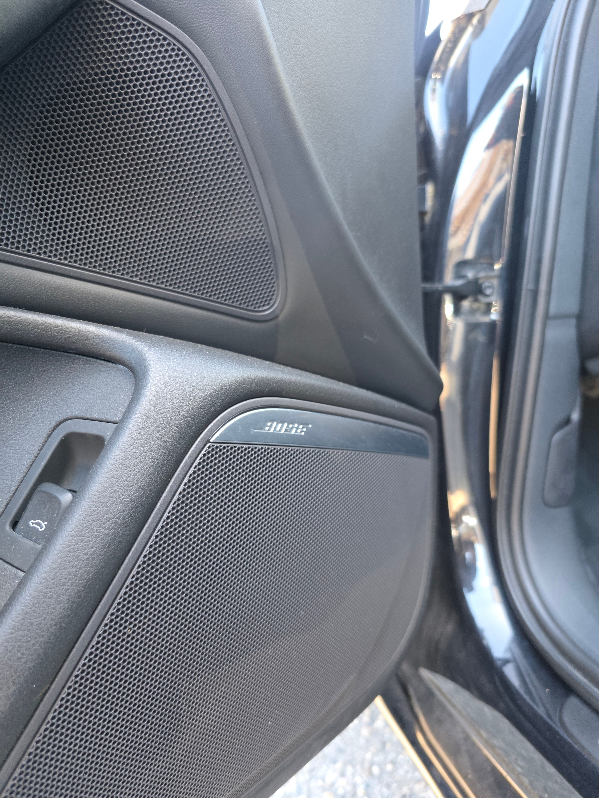 AUDI A6 Avant 3.0 TDI V6 quattro S-tronic-image-9