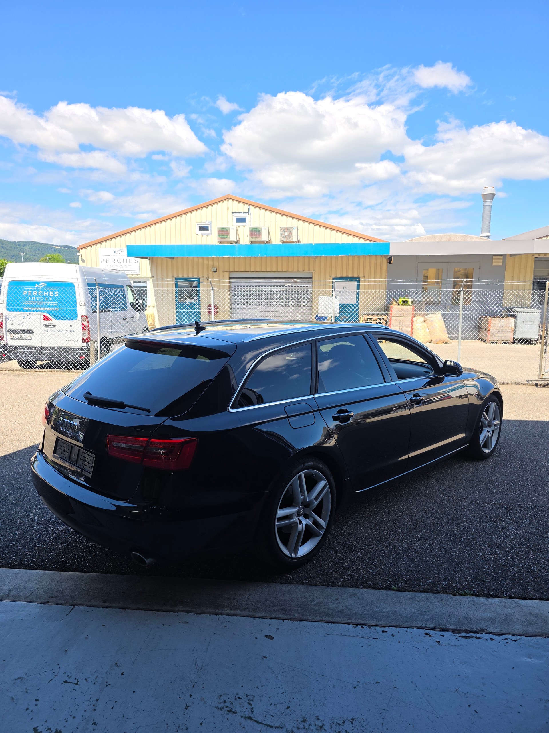 AUDI A6 Avant 3.0 TDI V6 quattro S-tronic-image-2