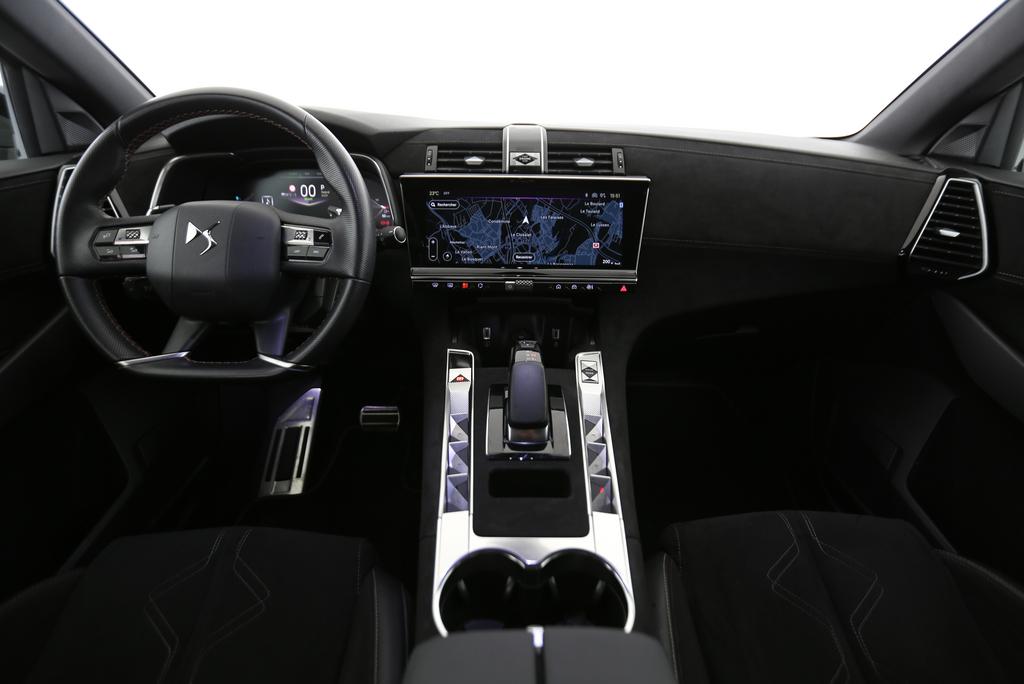 DS AUTOMOBILES 7 1.6 E-Tense Ligne Noire 4x4-image-4