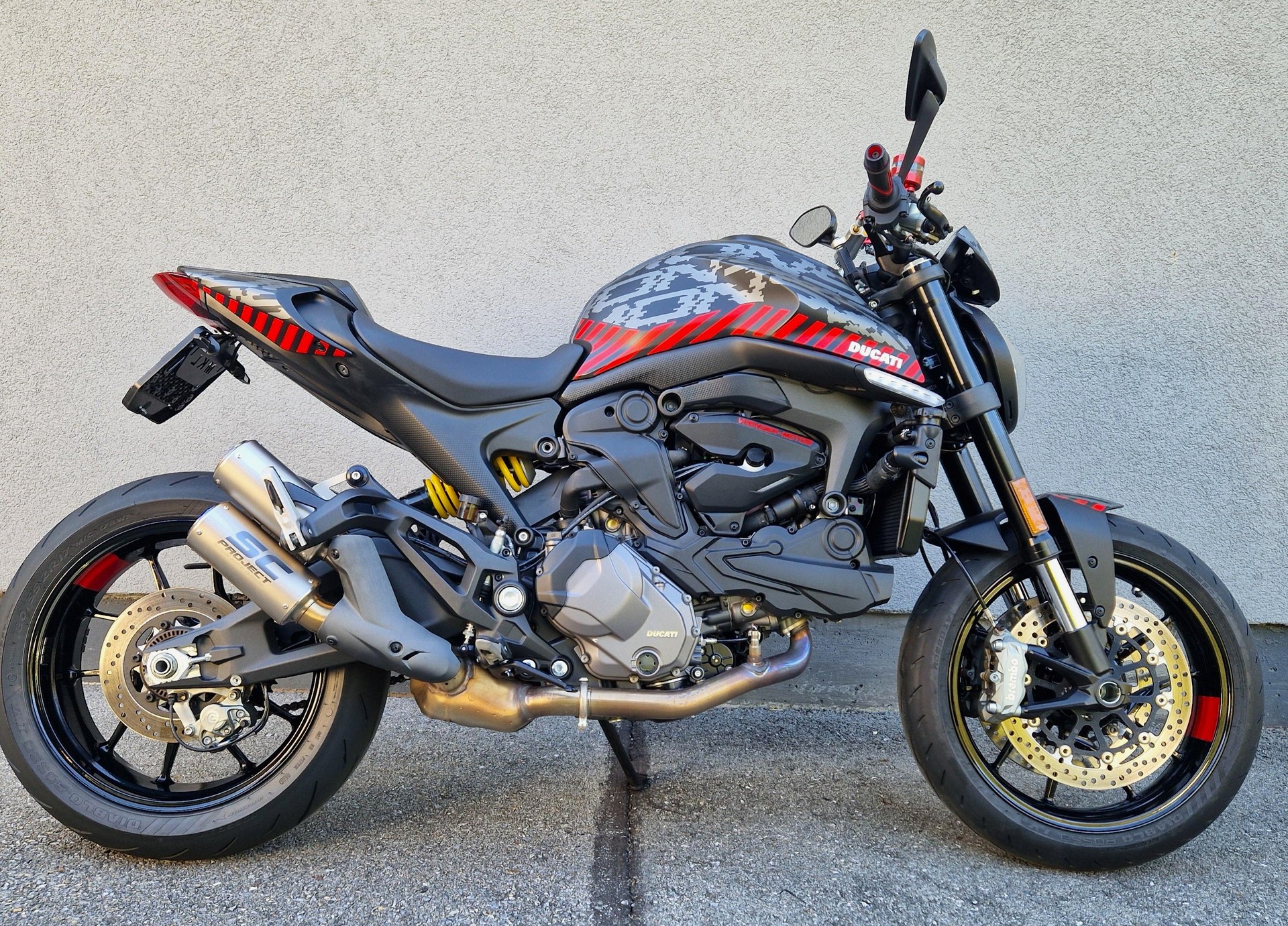 DUCATI Monster + 937