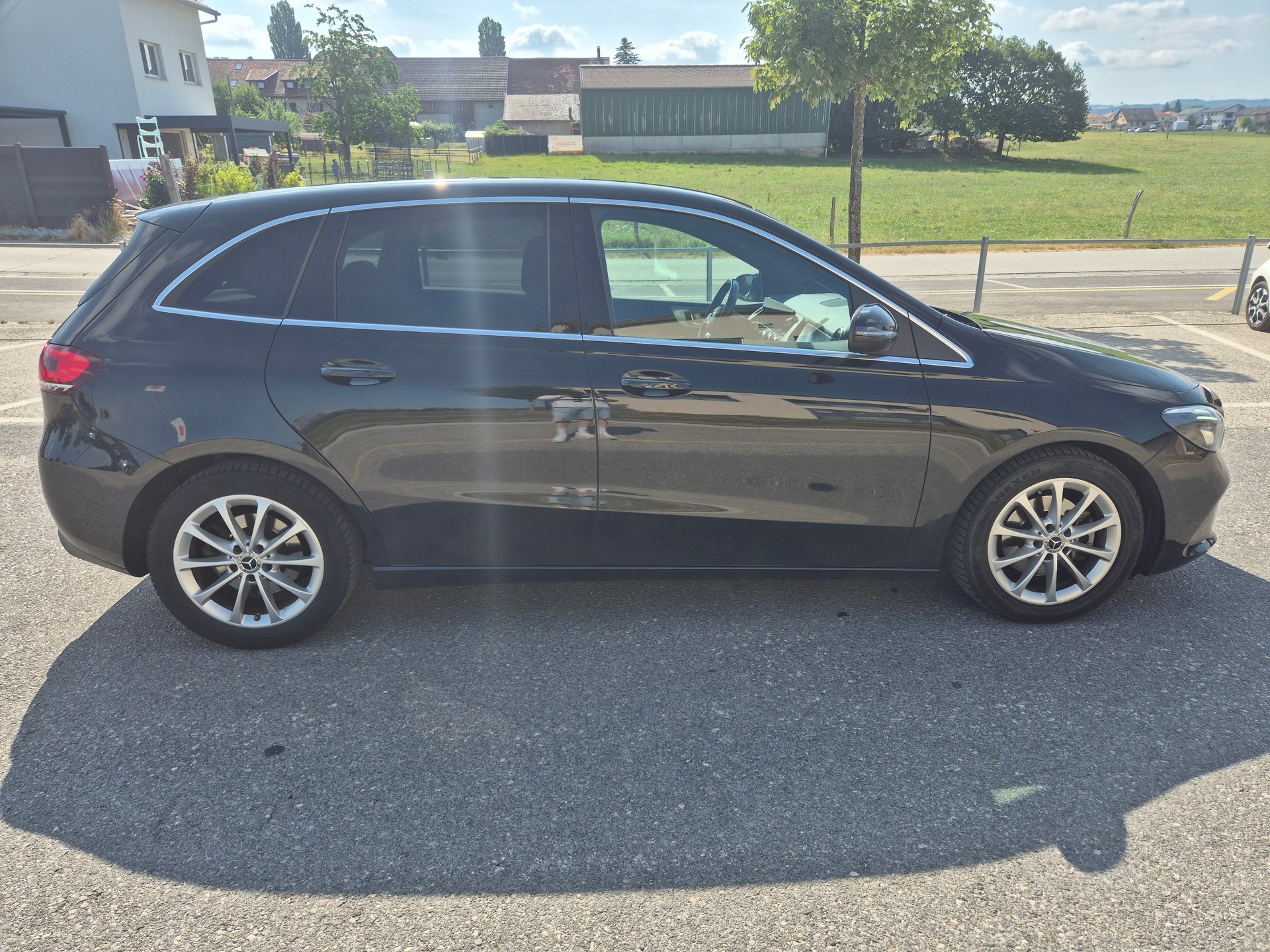 MERCEDES-BENZ B 200-image-3