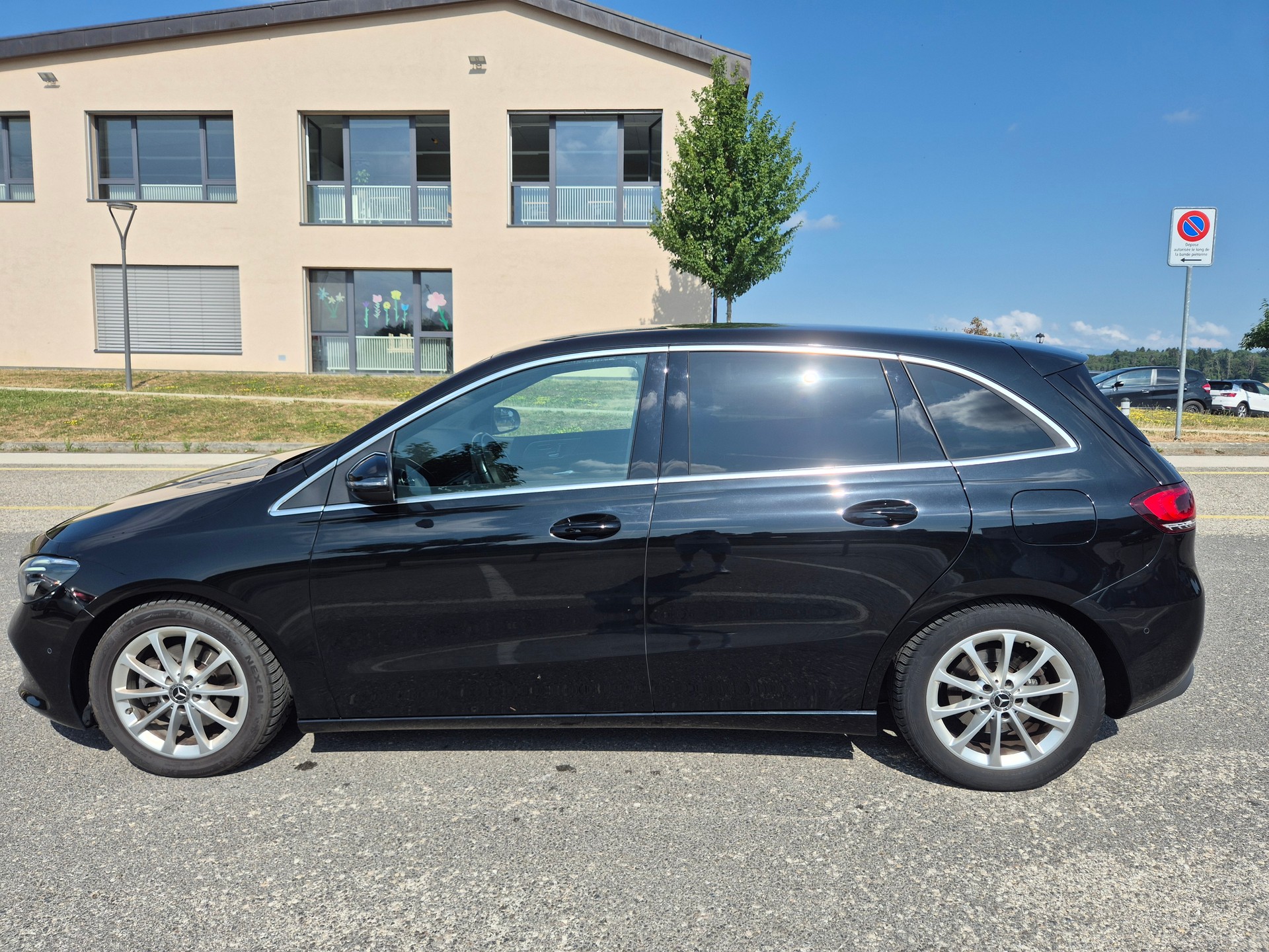 MERCEDES-BENZ B 200-image-2
