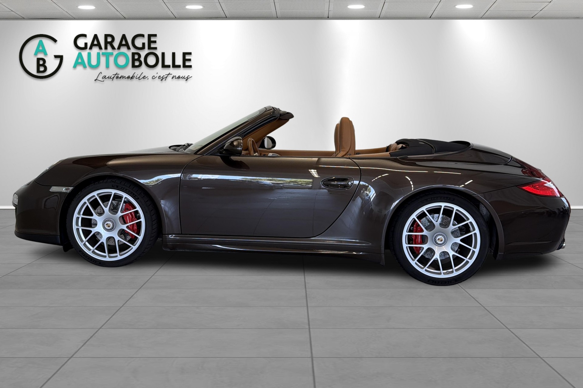 PORSCHE 911 Cabrio Carrera GTS PDK-image-6