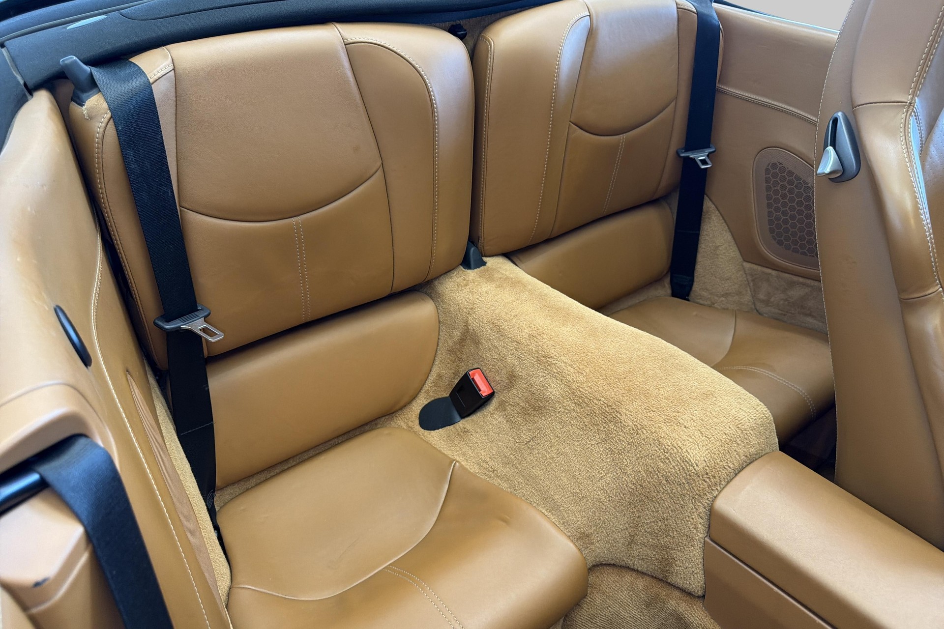 PORSCHE 911 Cabrio Carrera GTS PDK-image-15
