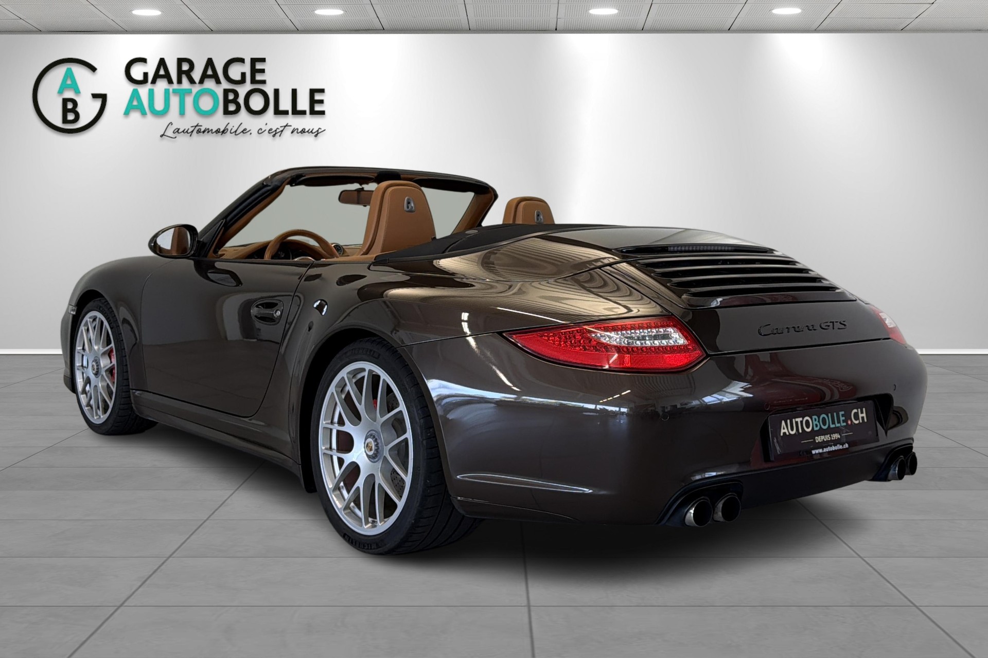 PORSCHE 911 Cabrio Carrera GTS PDK-image-4