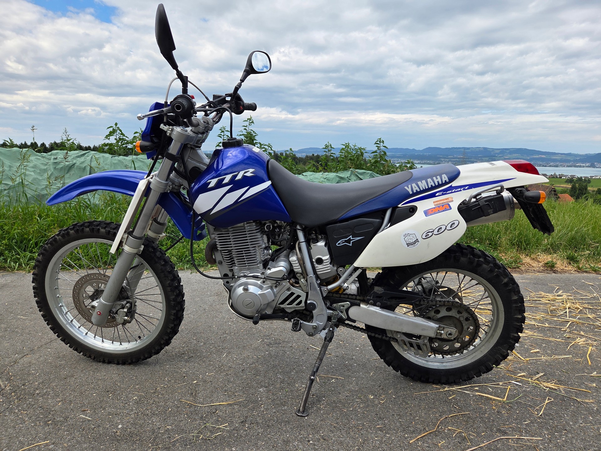 YAMAHA TT 600 R-image-1