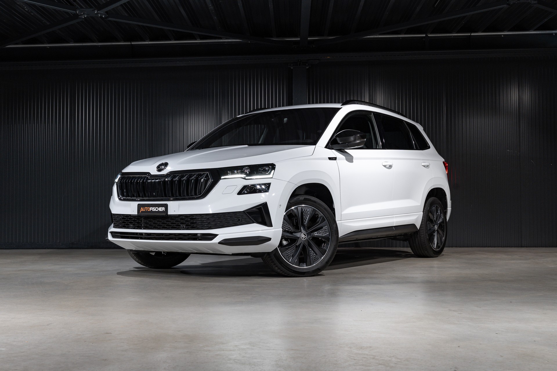 SKODA Karoq 1.5 TSI SportLine DSG-image-0