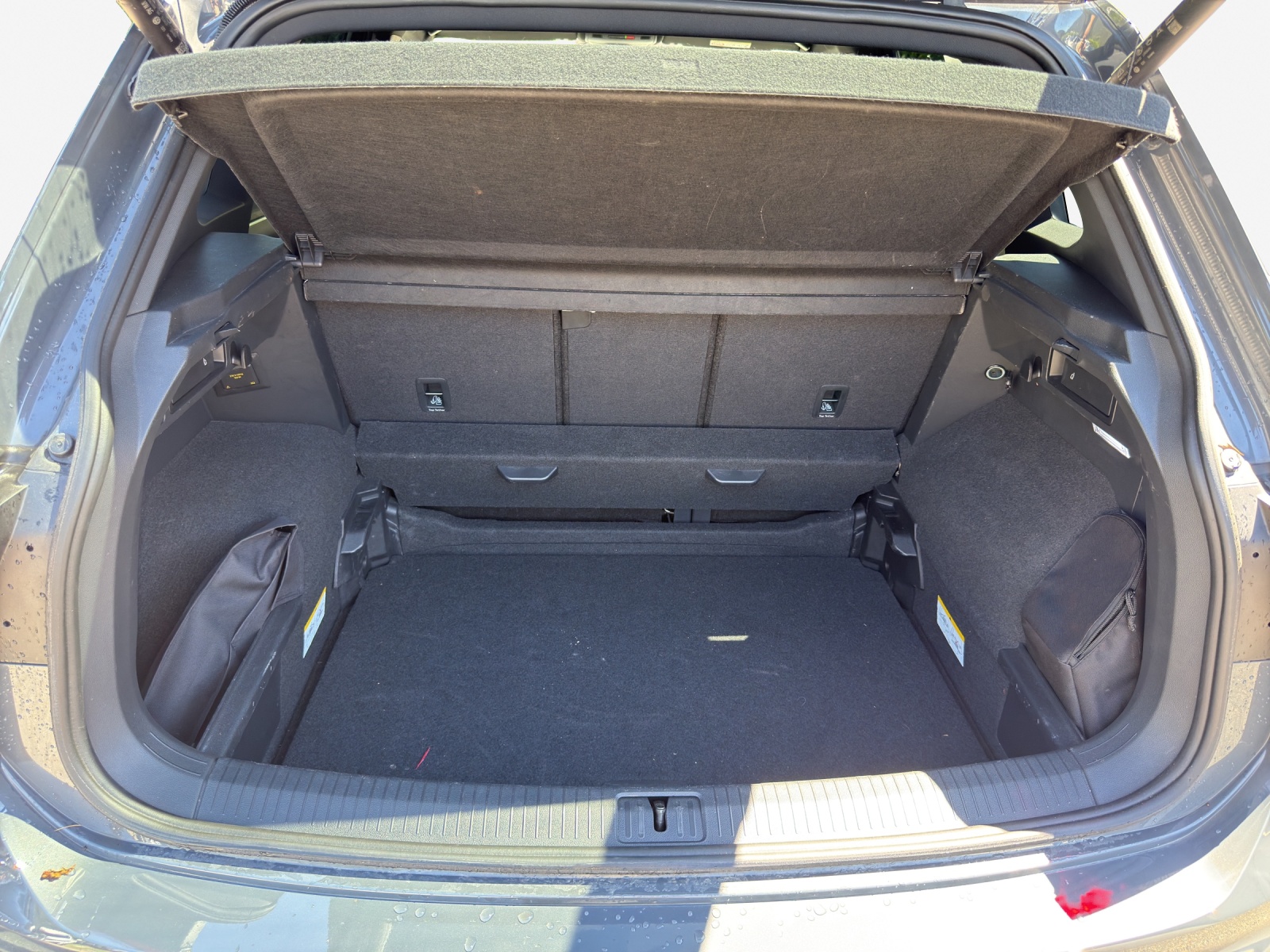 VW Tiguan 2.0TSI R-Line 4Motion DSG-image-12
