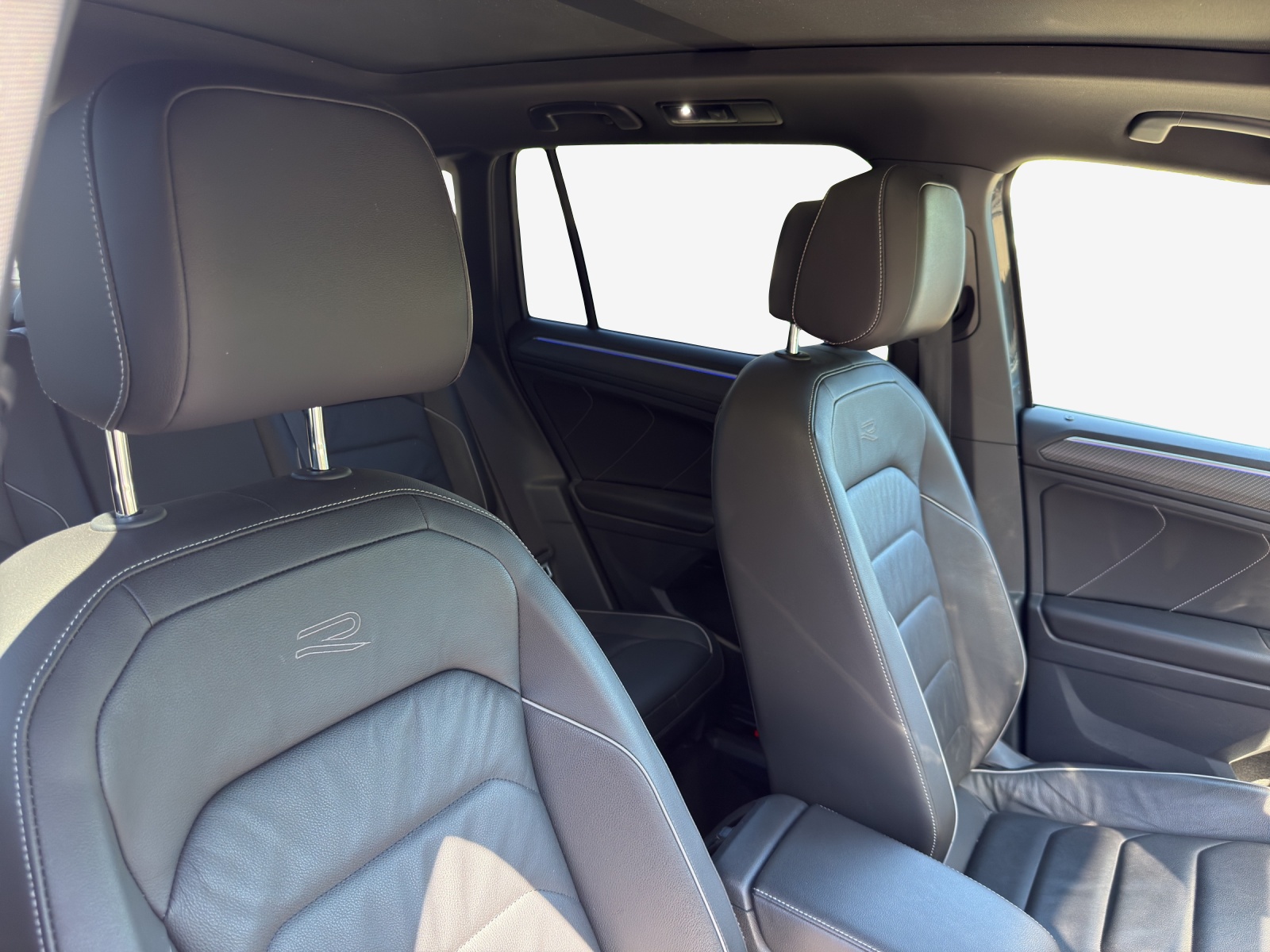 VW Tiguan 2.0TSI R-Line 4Motion DSG-image-15
