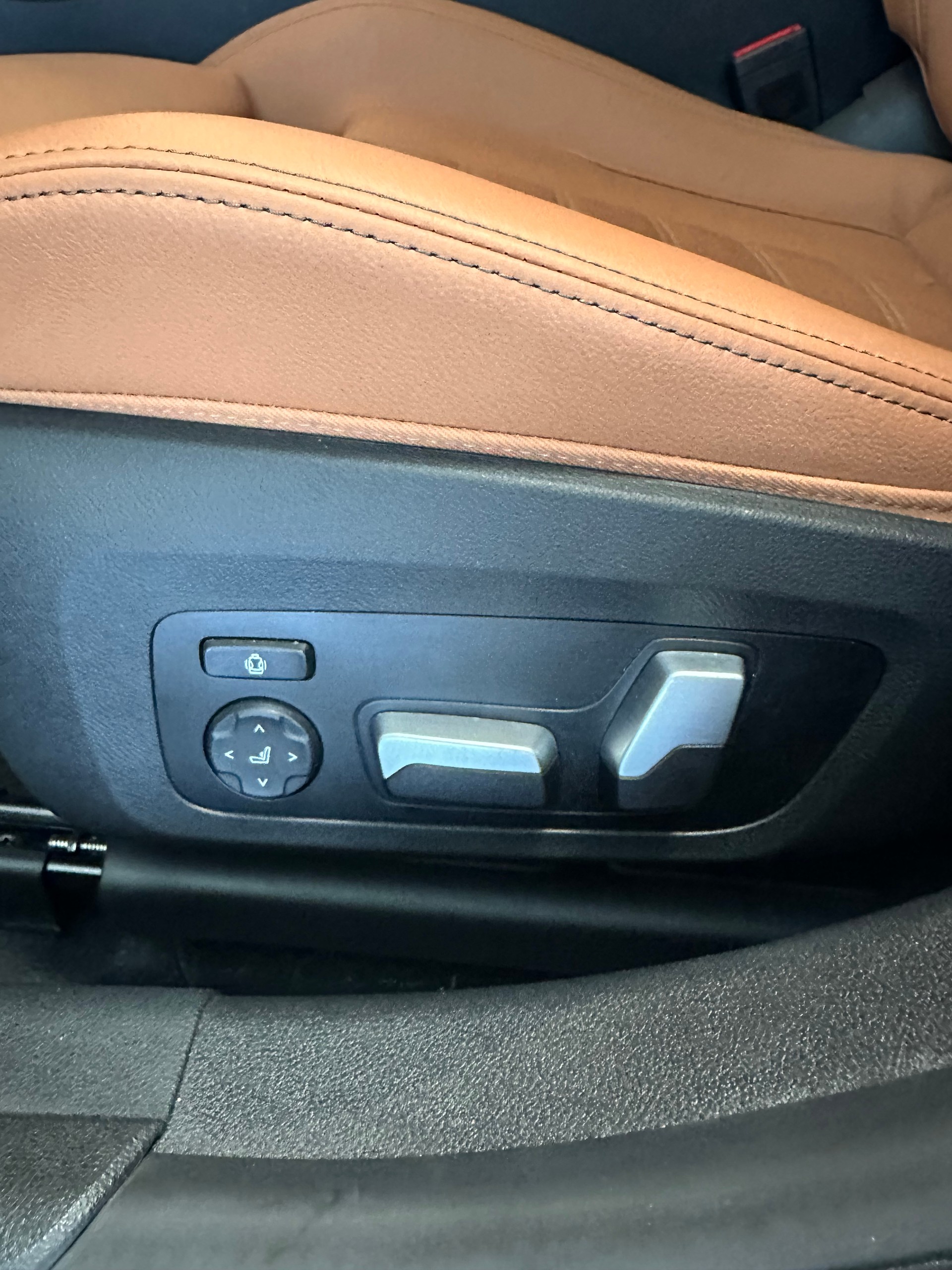 BMW M340d xDrive Touring-image-11